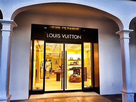 louis vuitton saint barth|louis vuitton st barthélemy gustavia.